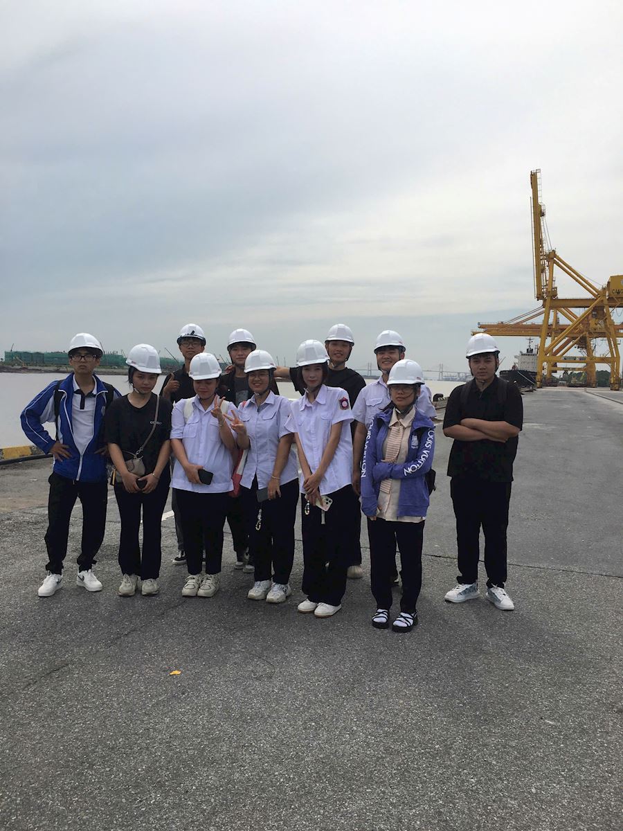 Đi hiện trường thực tế